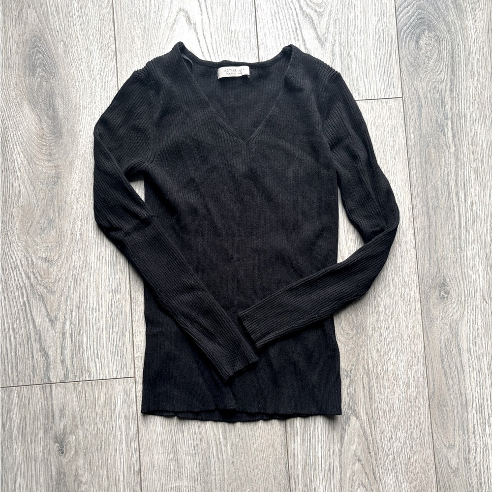Active USA Black Ribbed Cropped Sweater